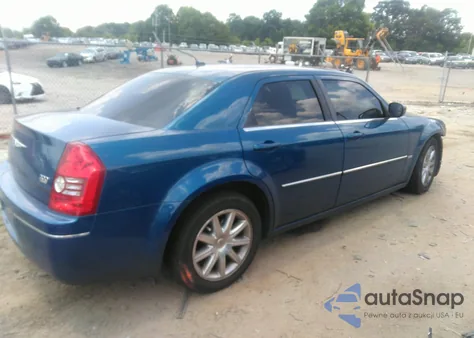 2008 Chrysler 300 Touring из США, поврежденный, VIN 2C3LA53G88H318797